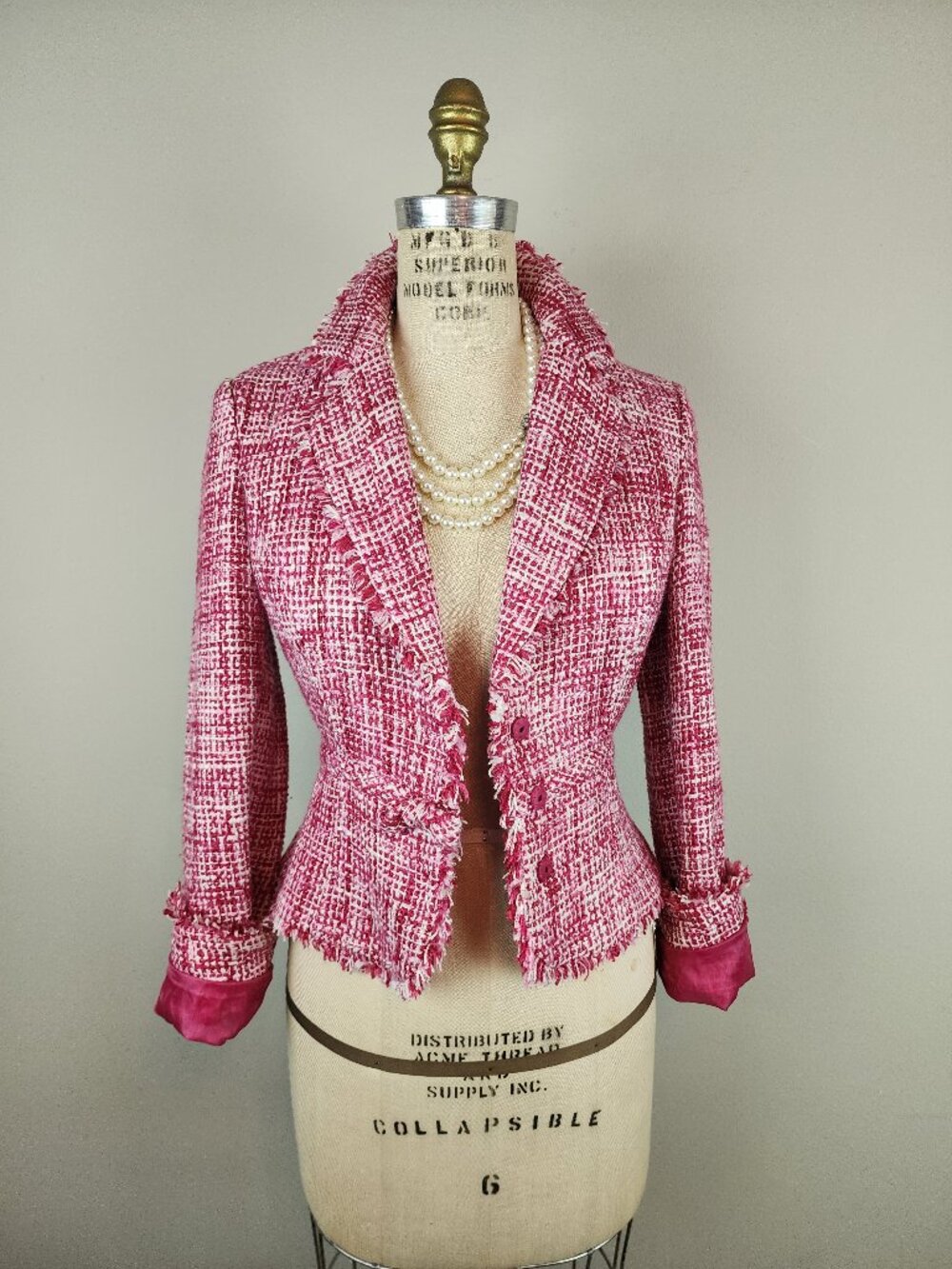 Classic Pink Tweed Notched Lapel Blazer with Hot Pink Lining Ladies 6 Petite